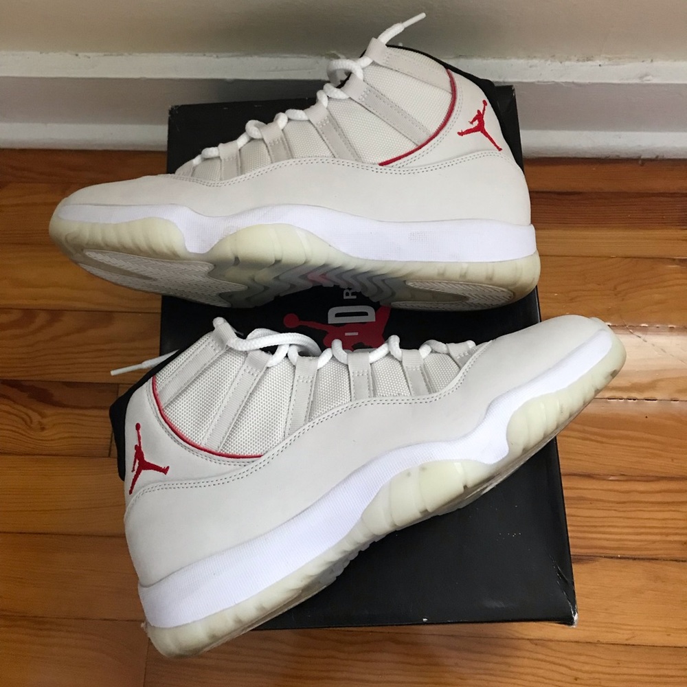 Air Jordan 11